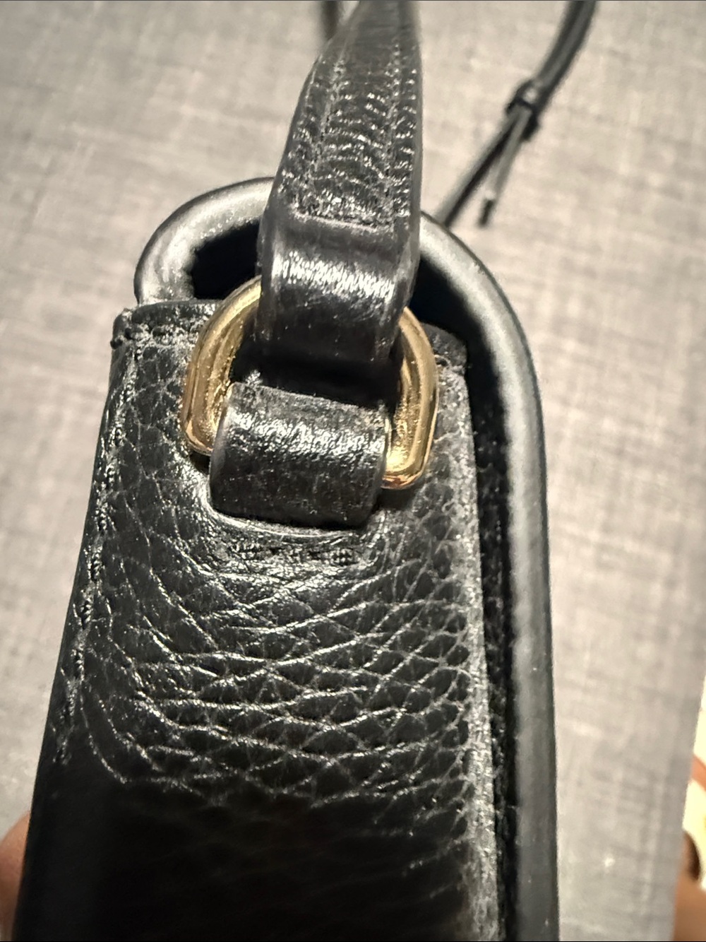 Marc Jacobs Black Pebbled Leather Crossbody with Gold Logo - Picture 8 of 9